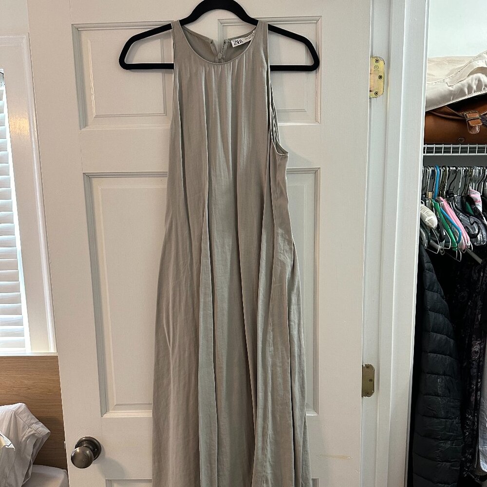 Zara Midi/Maxi flowy dress in grey